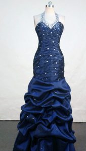2013 Fashionable Mermaid Halter Top Navy Blue Prom Dress with Beading