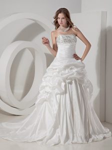 New A-line Strapless Chapel Train Wedding Reception Dresses with Pick-ups