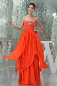 Coral Red Sweetheart Beaded Chiffon Celebrity Prom Dress with Ruching for Cheap