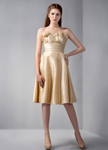 Strapless Ruffled Bridesmaid Dresses with Knee-length in Gold on Promotion