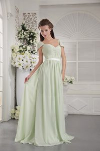 Straps Brush Train Apple Green Ruched Chiffon Prom Dress for Summer Holiday