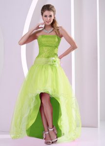 Yellow Green Sequins Decorated Grad Prom Dresses with Flower and High-low