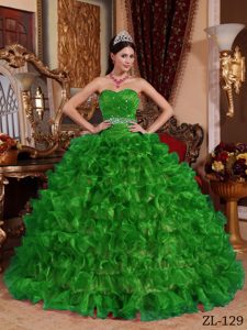 Green Sweetheart Organza Beaded and Ruched Quinceanera Dresses with Ruffles