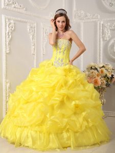 Gorgeous Strapless Applique Pick Ups Yellow Quinceanera Gowns Dresses
