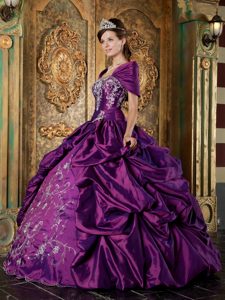 Unique Purple Ball Gown Strapless Quinceanera Gowns in with Embroidery