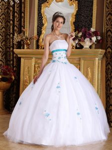 Amazing Strapless Quinceaneras Dresses and Tulle with Appliques in White
