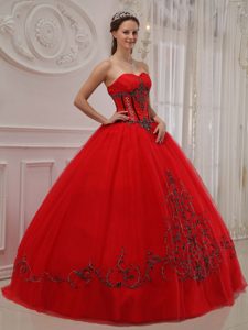 Romantic Red Ball Gown Sweetheart Long Tulle Quinceanera Dress Gowns