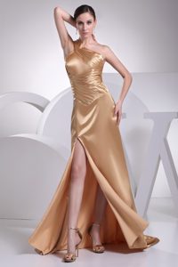 Ruched Single Shoulder Champagne Evening Dresses with Slit one the Side