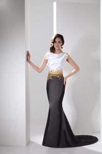 Scoop Short Sleeves Brush Train Black and White Mermaid Beaded Prom Dress