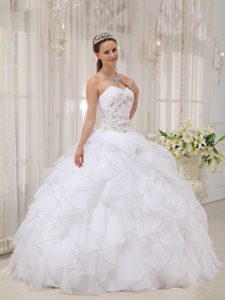 Ruched Sweetheart White Organza Sweet 16 Dress with Ruffles and Appliques