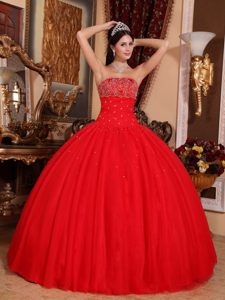 Hot Red Strapless Ball Gown Tulle Quinceanera Dress with Appliques for Cheap