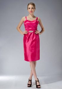 Beautiful Straps Knee-length Wedding Guest Dress in Coral Red