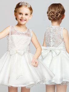 Scoop White Clasp Handle Toddler Flower Girl Dress Lace and Bowknot Sleeveless Mini Length