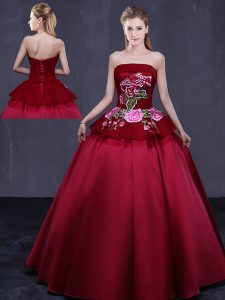 Sleeveless Satin Floor Length Lace Up Quinceanera Gowns in Wine Red with Embroidery
